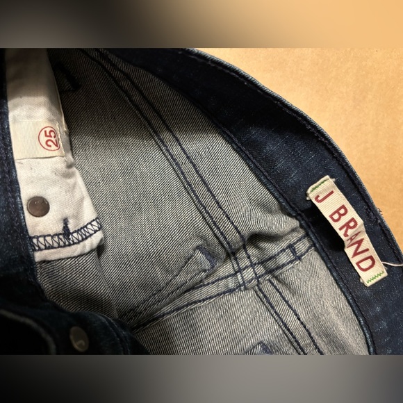 J brand jeans size 25 - Picture 3 of 3